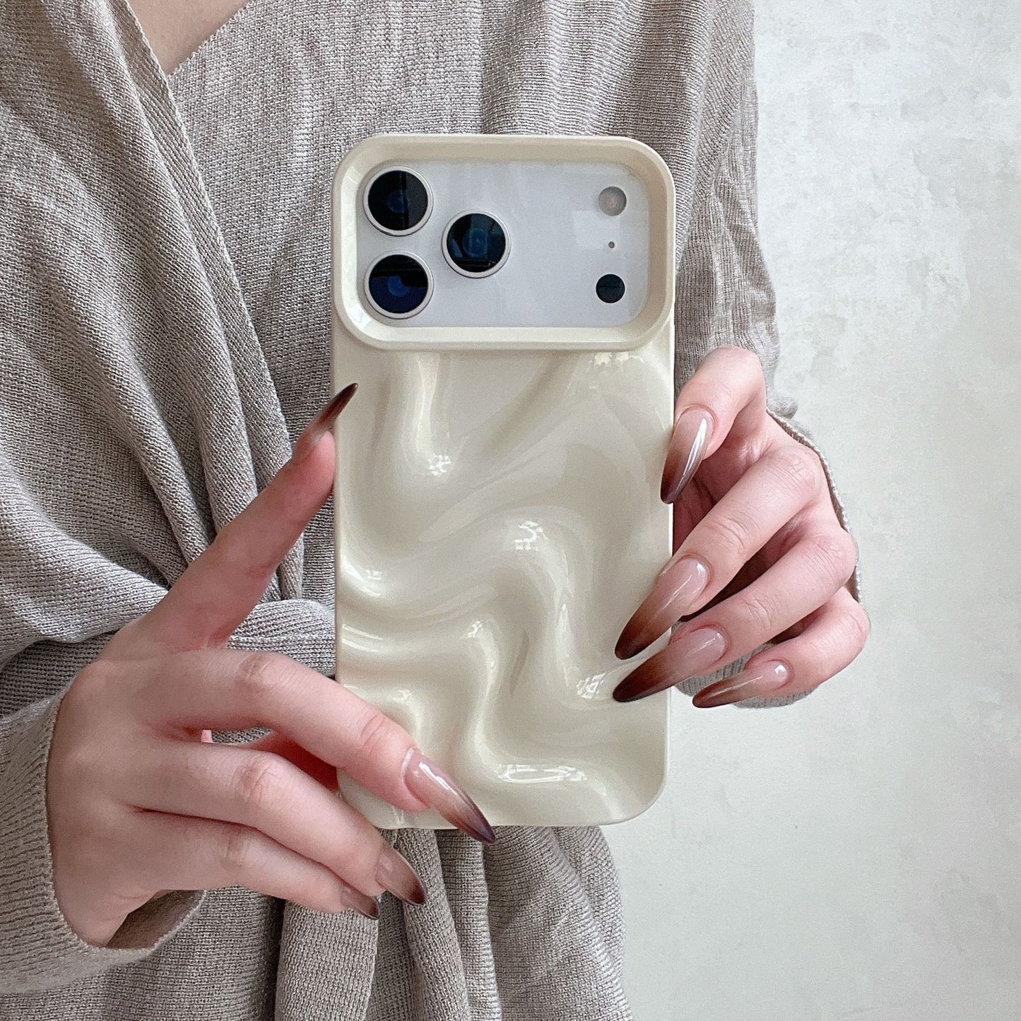 Korean-style Simple Ins Three-dimensional Water Ripple Soft Shell